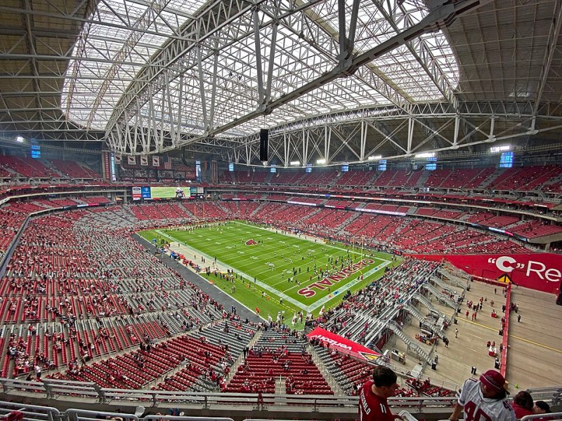 Should the Cardinals bring in a new&nbsp;QB?